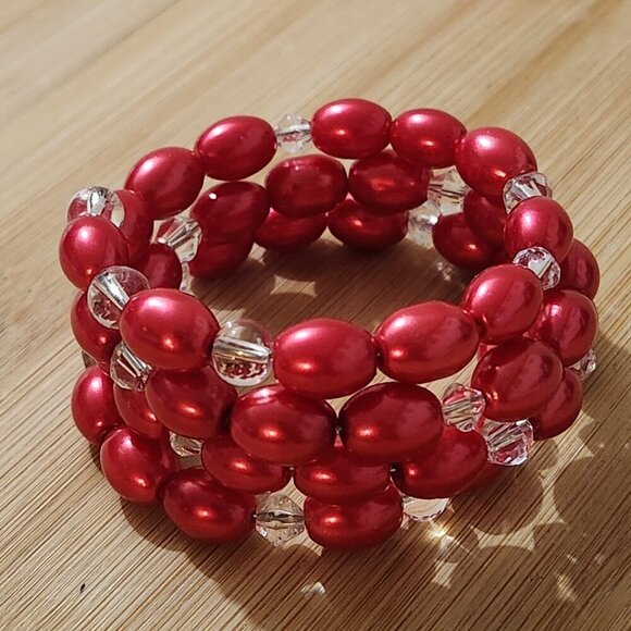 Hand Crafted Pearl Wrap Bracelet Earrings Set Red Faux Pearls Clear Crystals - Picture 2 of 9